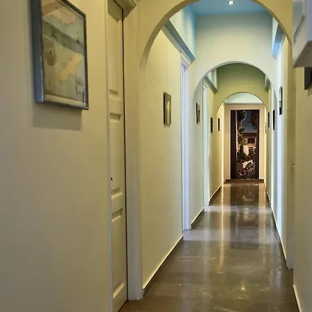 Theano Guest house 2*